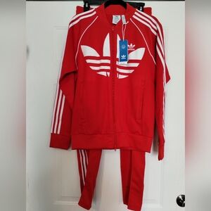 Men's Adidas Red Track Suit Prime Blue Size Medium NWT Adidas Large Logo Gear